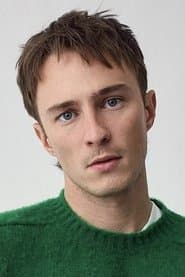 Drew Starkey actor profile photo