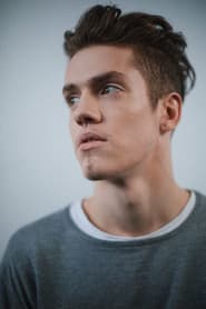 Robert Naylor actor profile photo