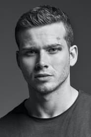 Oliver Stark actor profile photo