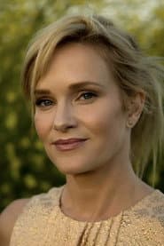 Nicholle Tom actor profile photo