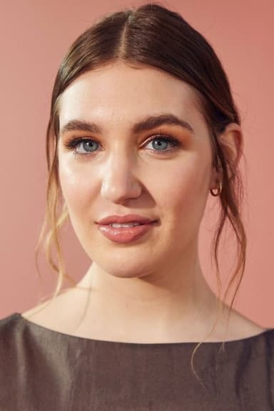 Sophie Nélisse profile photo