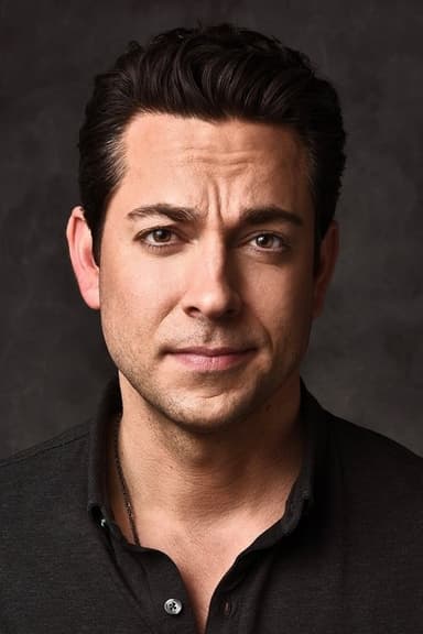 Zachary Levi profile photo