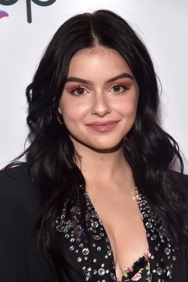 Ariel Winter profile photo