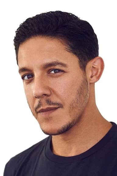 Theo Rossi profile photo