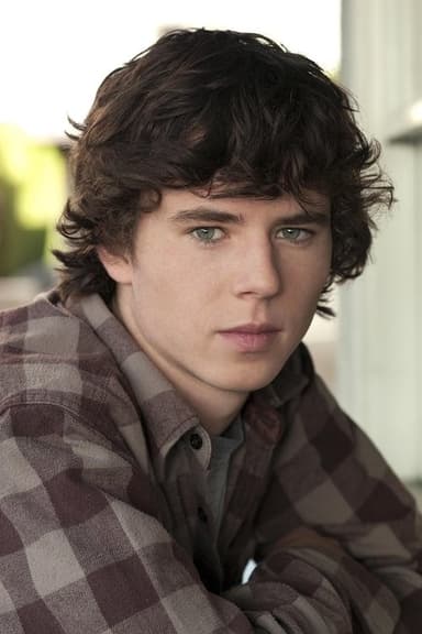 Charlie McDermott profile photo