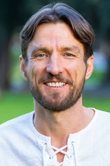 Misha Suvorov profile photo