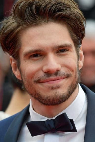 François Civil profile photo