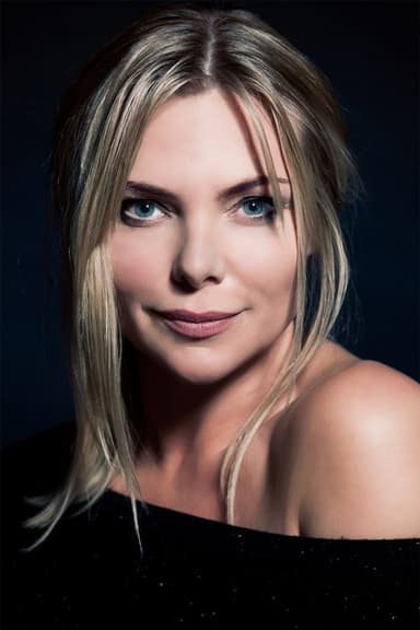 Samantha Womack profile photo