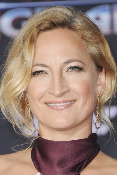 Zoë Bell profile photo