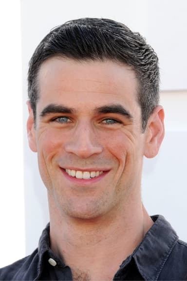 Eddie Cahill profile photo