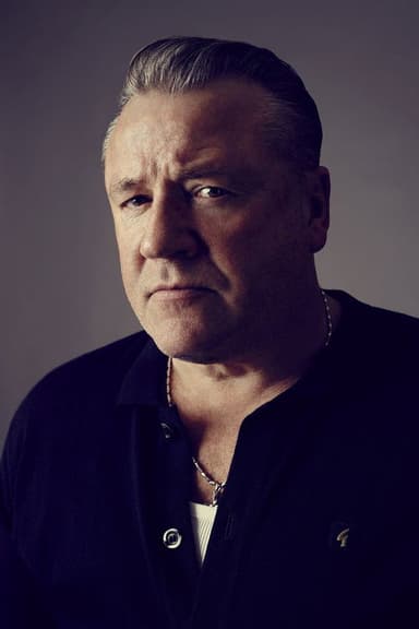 Ray Winstone profile photo