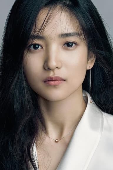 Kim Tae-ri profile photo