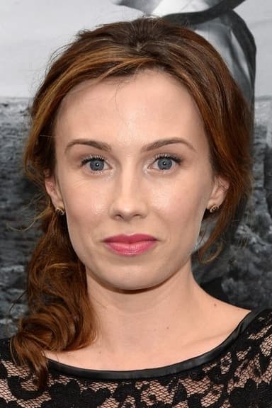 Wynn Everett profile photo