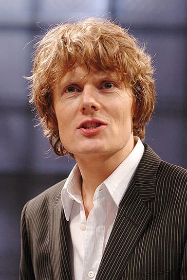 Julian Rhind-Tutt profile photo