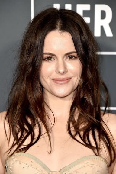 Emily Hampshire profile photo