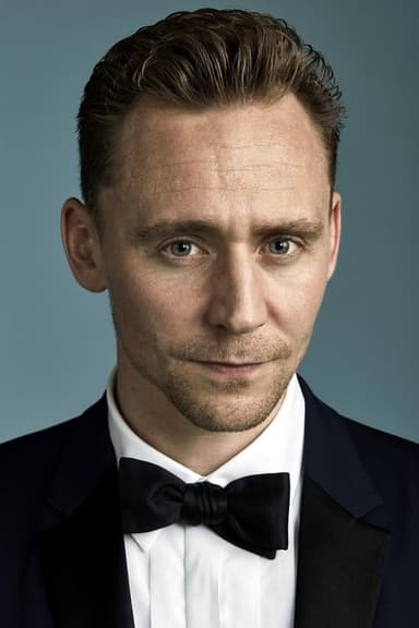 Tom Hiddleston profile photo