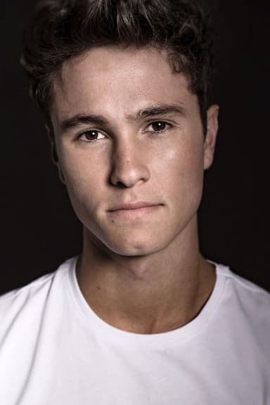 Michael Ronda profile photo