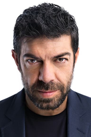 Pierfrancesco Favino profile photo