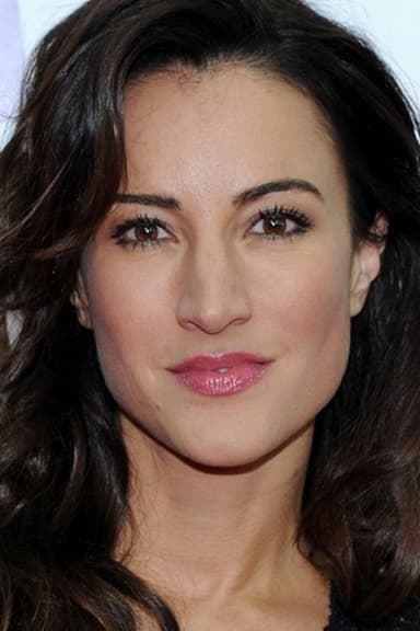 America Olivo profile photo