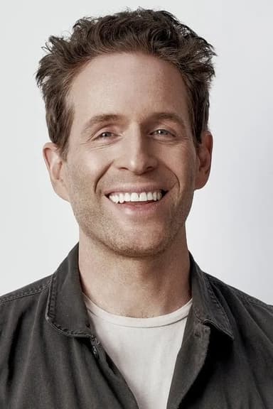 Glenn Howerton profile photo