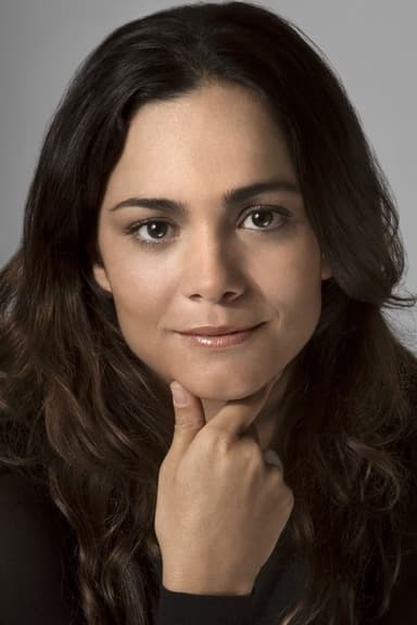 Alice Braga profile photo