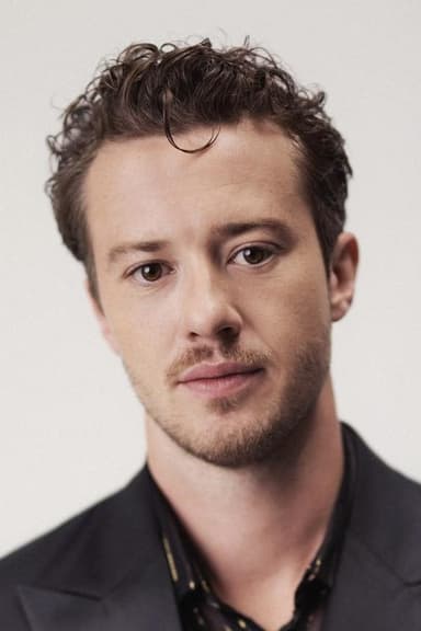 Joseph Quinn profile photo