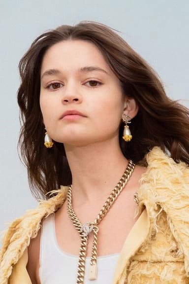 Ciara Bravo profile photo