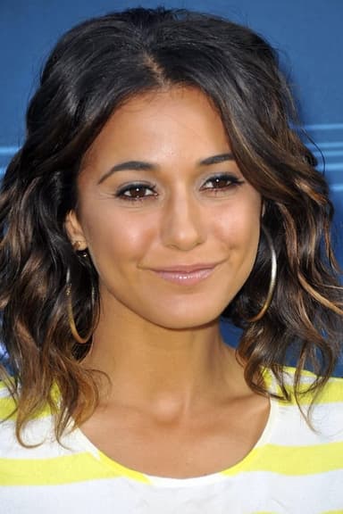 Emmanuelle Chriqui profile photo